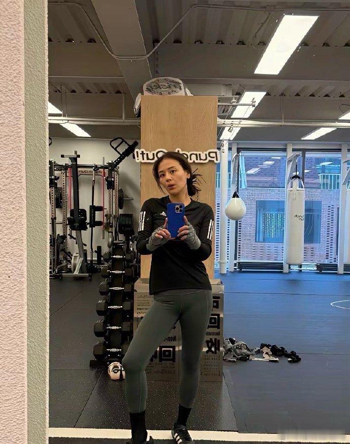 马思纯瘦身后，虽显成熟韵味，却也让人怀念起她曾经的灵动与青春。岁月流转，美丽依旧