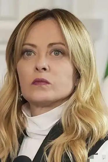 俄罗斯主播索洛维约夫广播中称意大利总理为“法西斯分子”“荡妇”“怪物”和“叛徒”