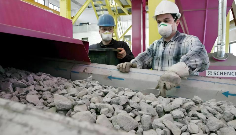 美媒消息！美国最大的稀土生产商MP Materials已停止向中国出口稀土精矿，