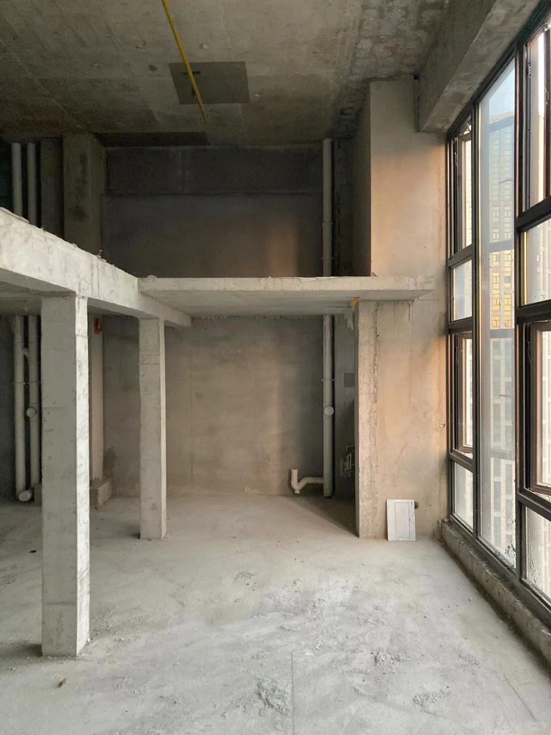 没请设计师自装的48m²loft，在小区出名了！