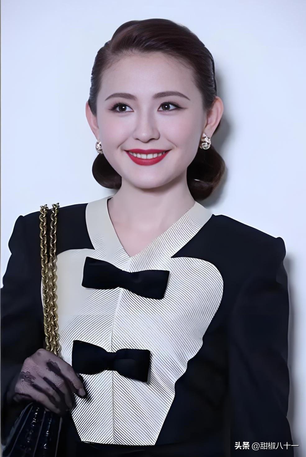 突然觉得，

《灼灼韶华》女主有点可怕，

不是说她有仇必报，而是她明明报了仇却
