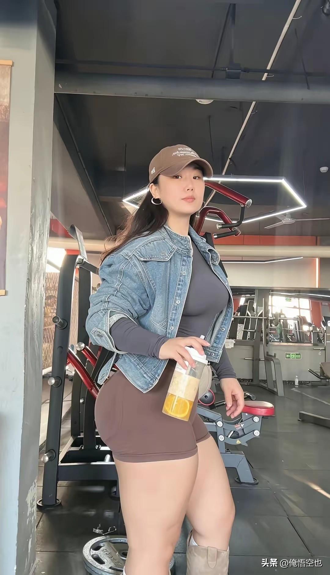 虽然磨难会带来痛苦与创伤，当下经历时往往难以承受，但只要没有被困境彻底击垮，这段
