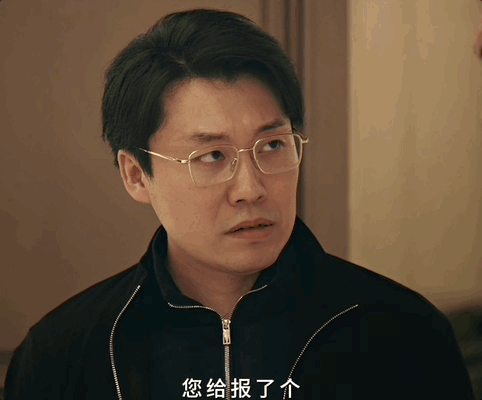 喜人客串低智商犯罪片酬80一天 真的要夸爆《低智商犯罪》的选角，这是偷偷集齐了喜