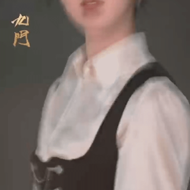 王奕婷演尹新月 虽然就一个镜头，但挺亮眼的。没有硬学赵丽颖，演出了自己的风格，这