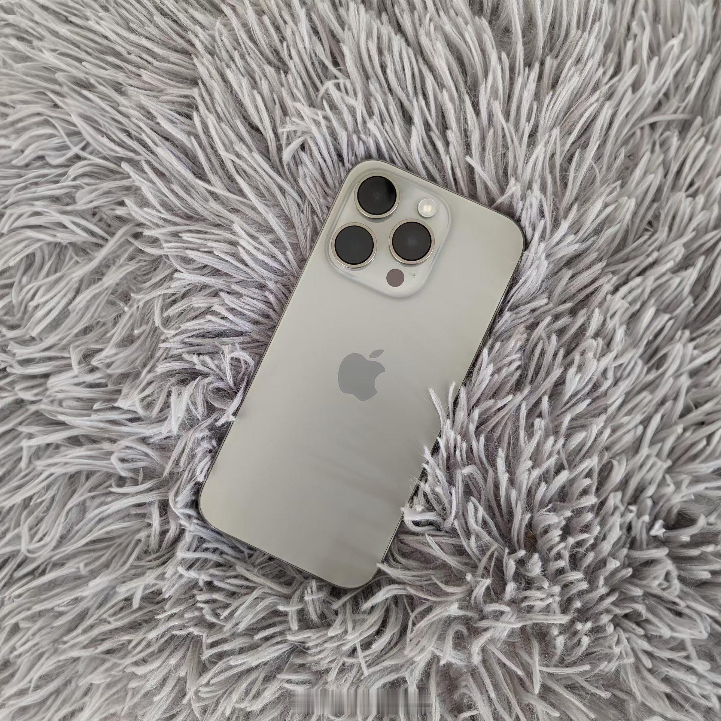 买iPhone16还是等iPhone17 这个其实很好选，就看你是在意性价比还是