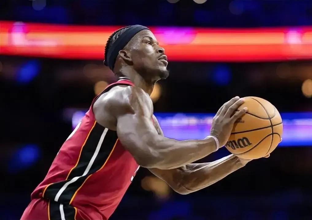 巴特勒太难了，还没有等到热火续约合同，就受伤赛季报销了。
第一，热火官宣，巴特勒