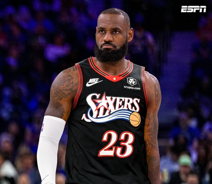 詹姆斯离队 湖蜜态度分化湖人队蜜有一小部分人，就是白眼狼。2018年詹姆斯独自加