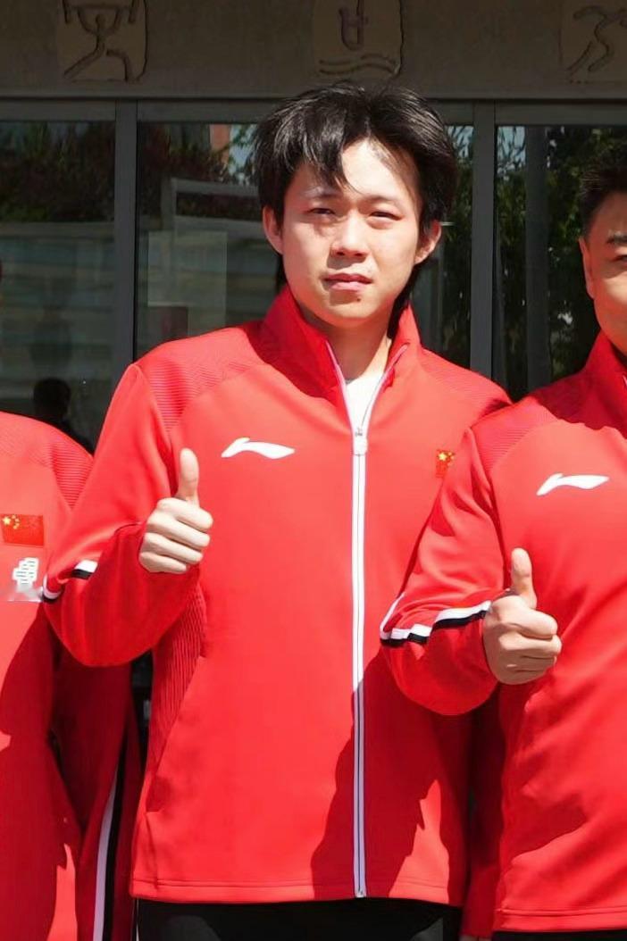 王楚钦 王楚钦加油🇨🇳！中国队加油🇨🇳！ 