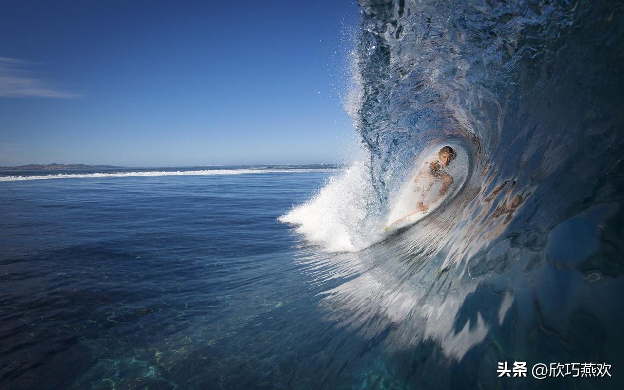 01 一场道歉风波：从“疏忽”到“全责”，藏着成年人最该懂的分寸
最近，单依纯向