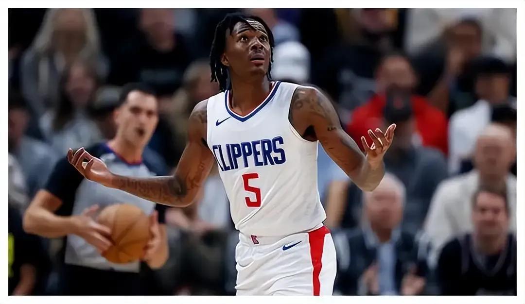 快船要趁唐斯受伤，去反超森林狼，争取季后赛不打鹈鹕了。
第一，快船目前西部第四，