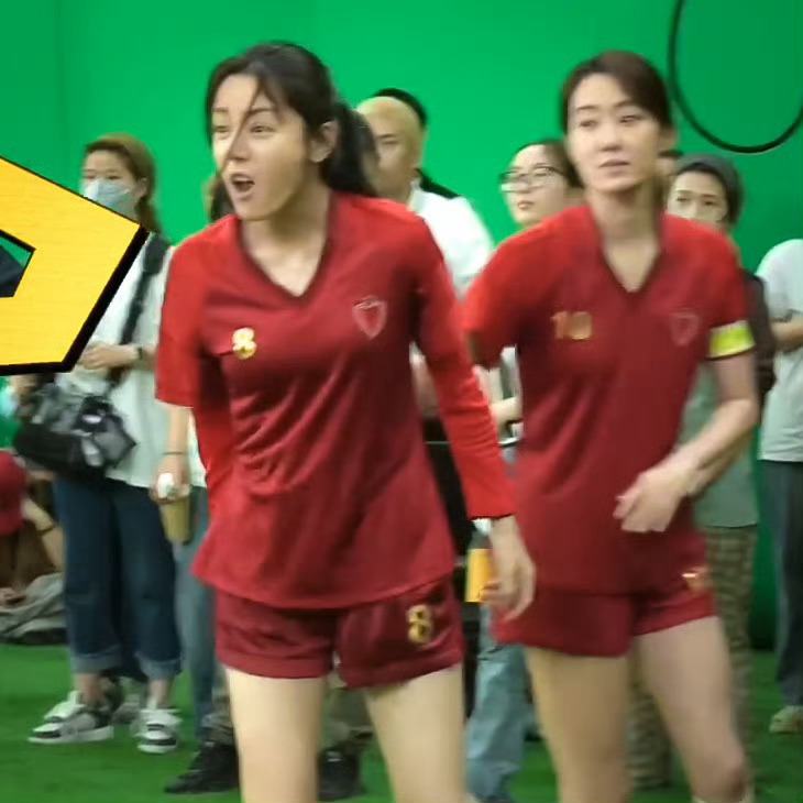 《功夫女足》里热巴真的贡献了一整年的表情包，必须存存存、迪丽热巴表情包库严肃更新
