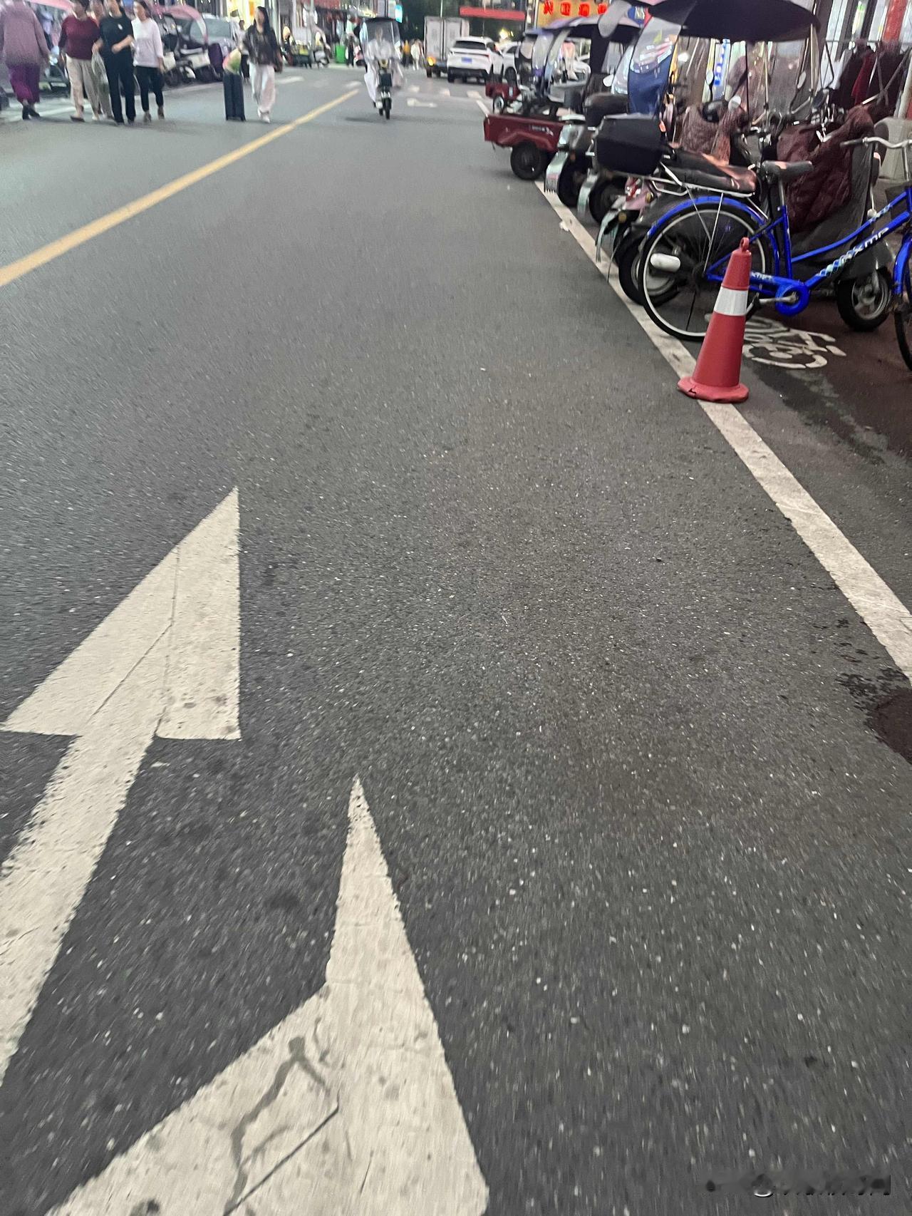 终于天晴了，下雨下的要命，都不能出门[呲牙]