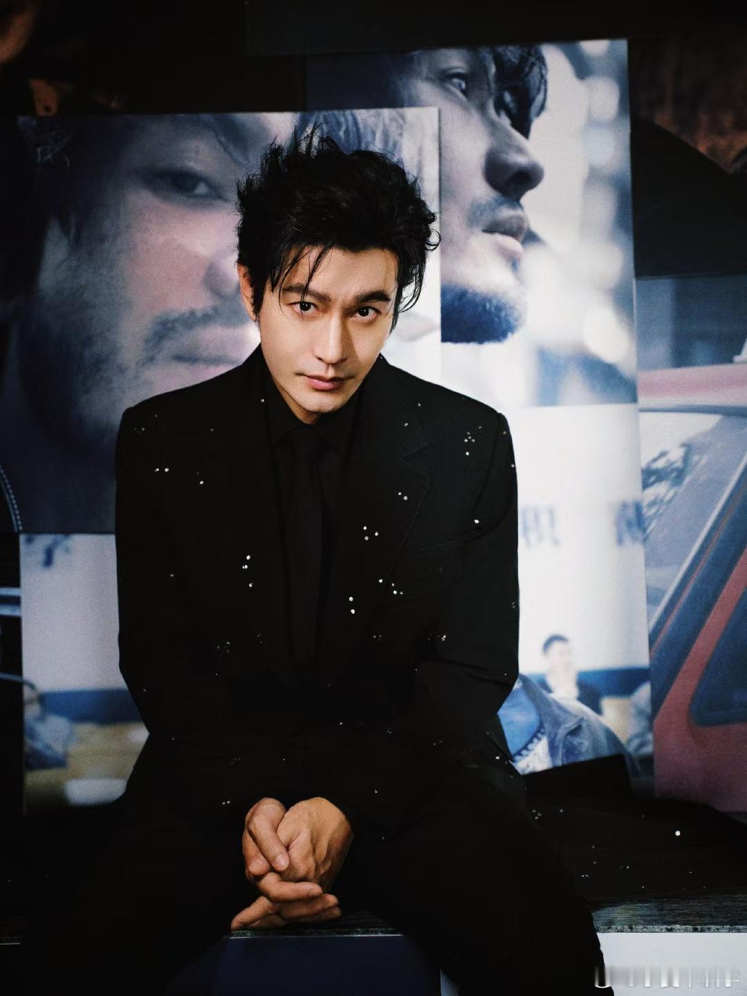 黄晓明在线辟谣输了十个亿 黄晓明面对网上的荒诞谣言，直接用幽默回应“输了10亿”