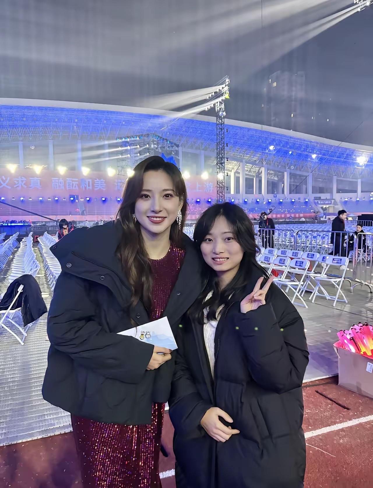 央视最美主持人马凡舒