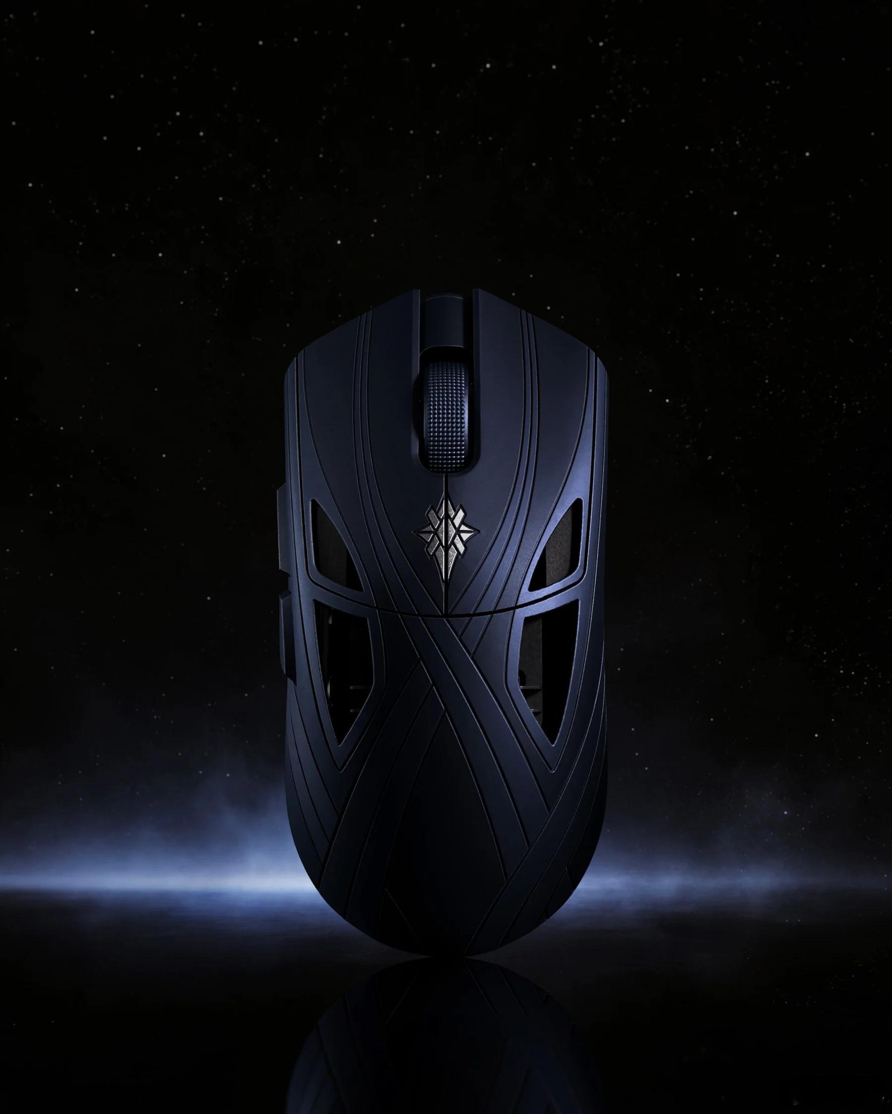 Finalmouse Starlight X，终于是改模具了，打孔面积小了很多，