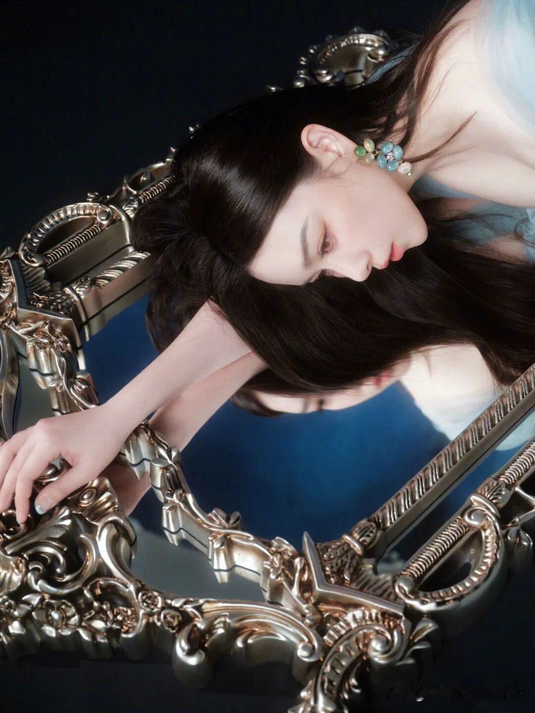 阚清子蓝色仙女