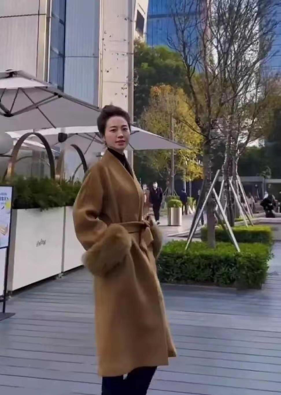 白珊珊激流勇退！作为恒大歌舞团团长，“大厦”坍塌后转身就嫁人了。你以为找个老实人