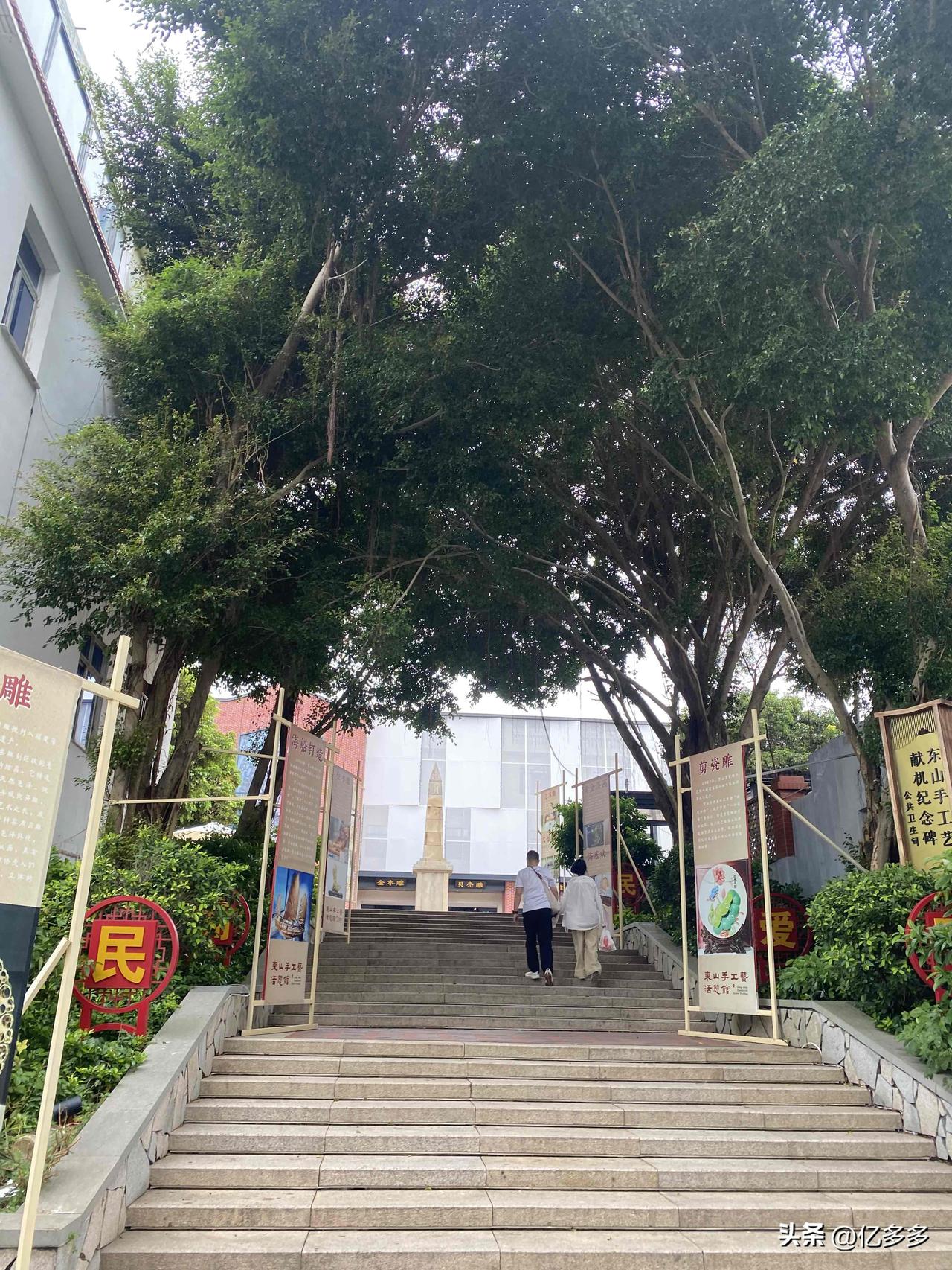 我一位姐妹结婚七年，一直没能怀上宝宝。她太想当妈妈了，和家里商量好之后，走正规渠