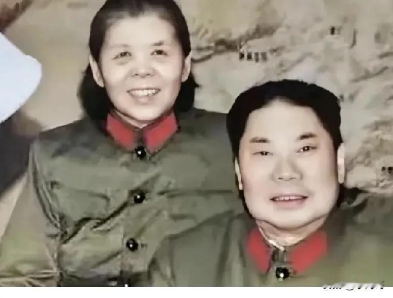 1990年，开国上将杨得志迎娶55岁的石莉。相差24岁的结合，让她新婚夜辗转难眠