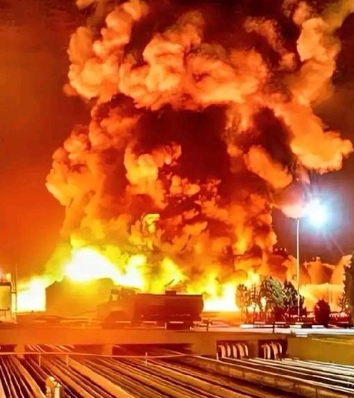 【什么原因导致纽约原油期货价格和伦敦布伦特原油期货价格双双突破每桶100美元关口