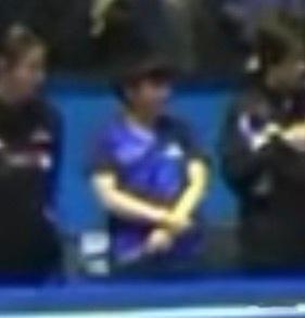 孙莎莎我想捏扁你