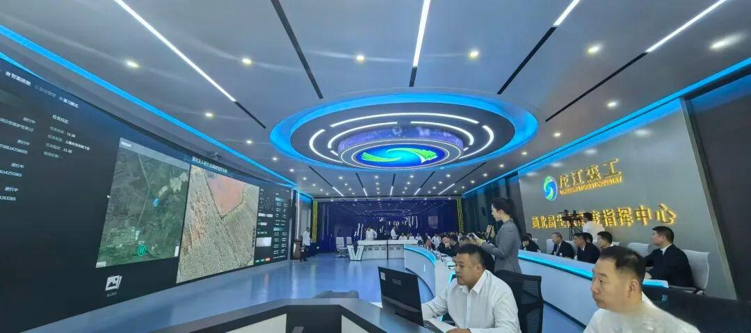 智慧林业研发团队带来的林区工作“智变”，让护林员在值班室内就能掌握整个林区的实时