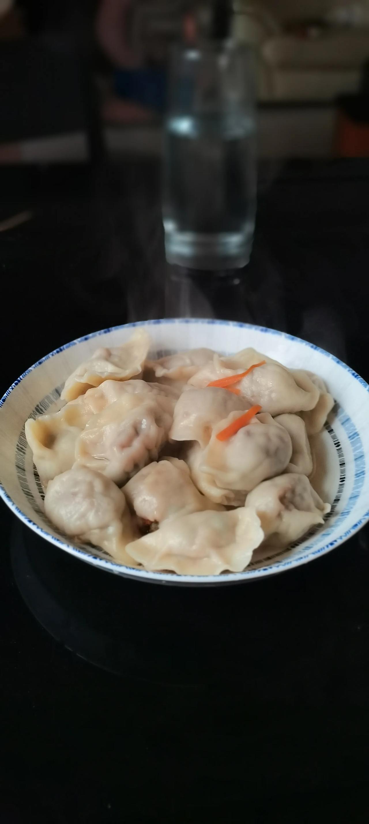 俺是河南南阳的，
俺这里不叫饺子 ，
都叫它扁食，
有没有和我们一样的叫法呢？