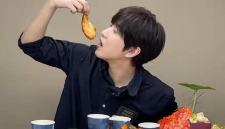 网红白冰偷税911.18万白冰这是是自食恶果！无论是网红或主播，即便拥有庞大的流