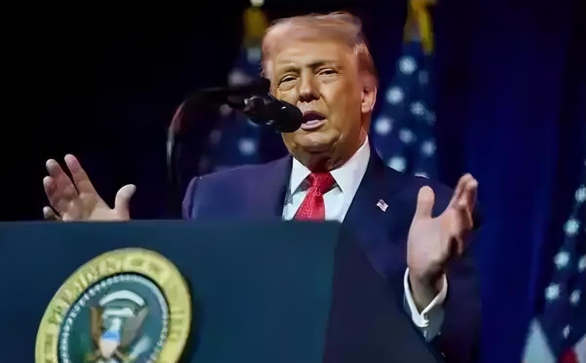 涨幅50％！特朗普宣布计划将2027年军事预算从1万亿美元提高到1.5万亿美元。