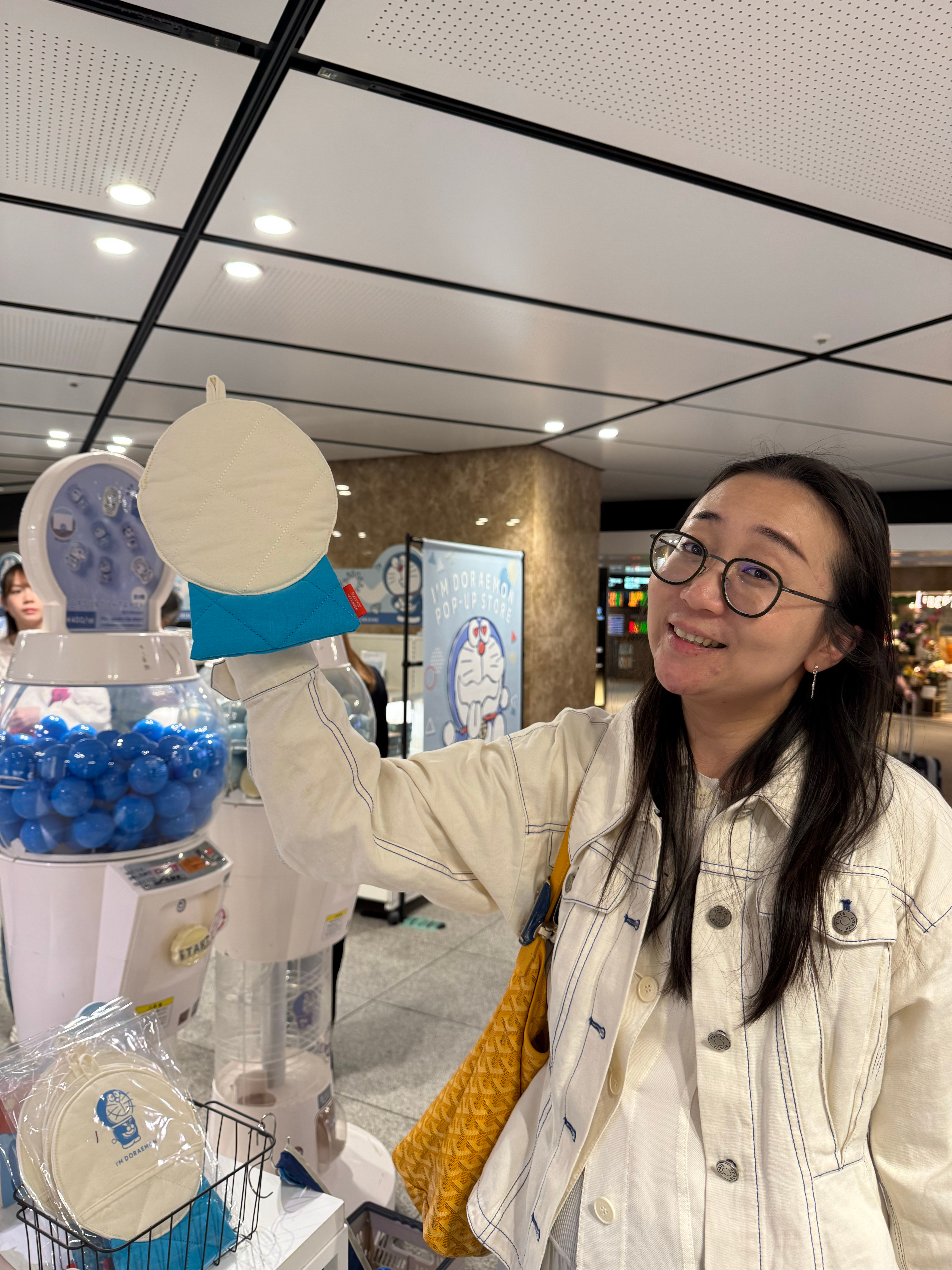 母亲节快乐，很爱我的妈妈，也支持肥杰爱他的妈妈。但依然很希望有一个「勇敢选择不成