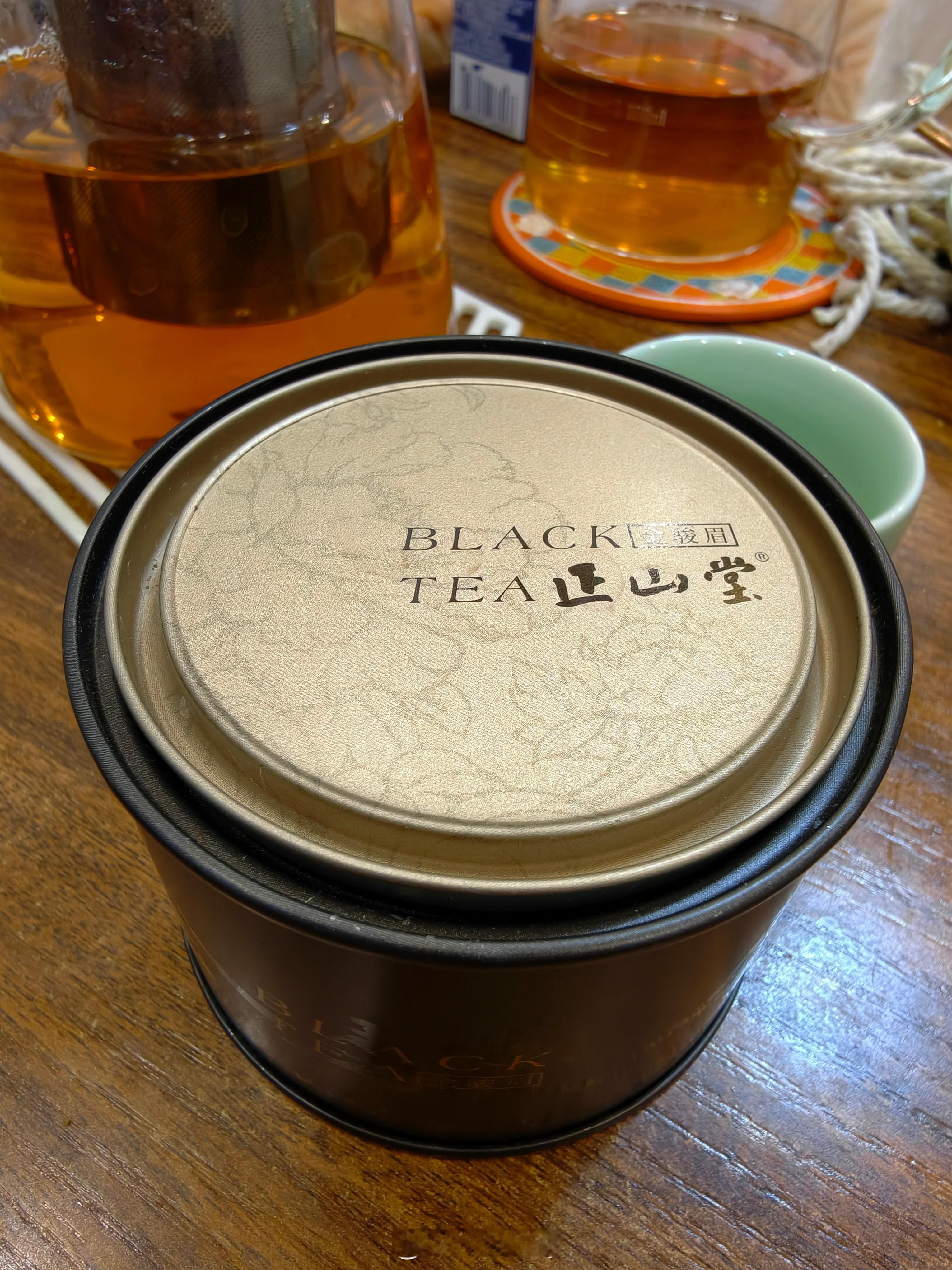 之前买了一罐茶一直舍不得喝今天想喝的时候发现被喝完了[苦涩][苦涩][苦涩] ​