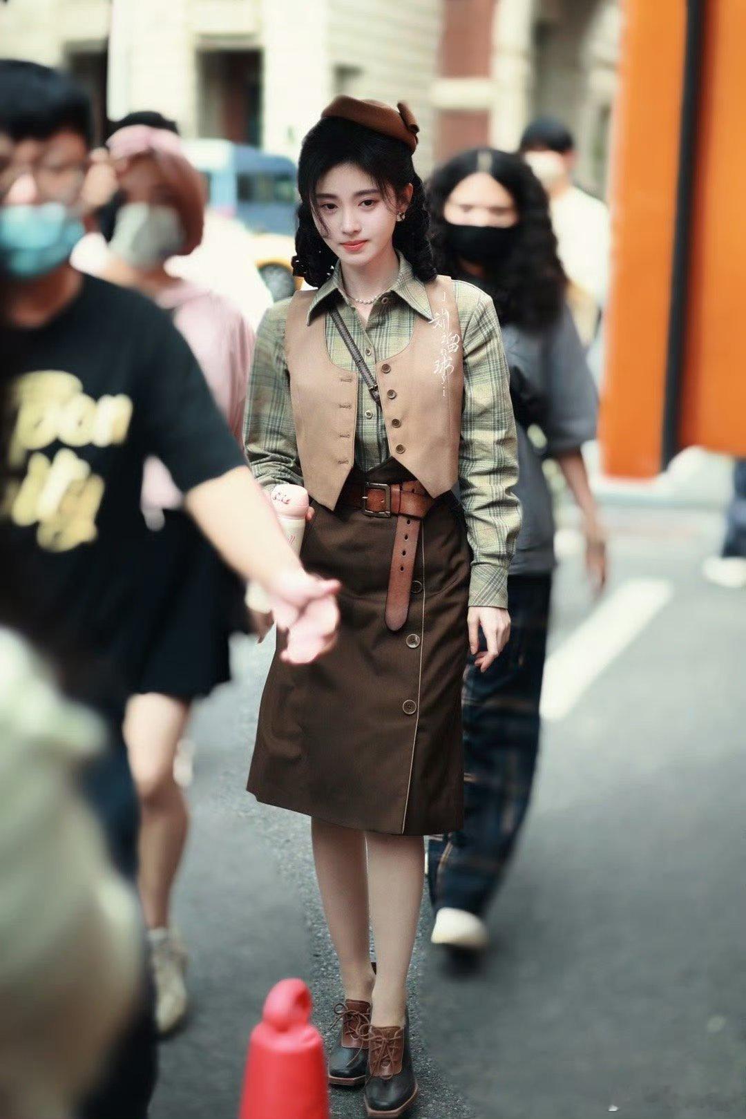 鞠婧祎苏绿夏 jjy鞠婧祎 “你的舞台是最好的盛宴 你的过去是最美好的成长” "
