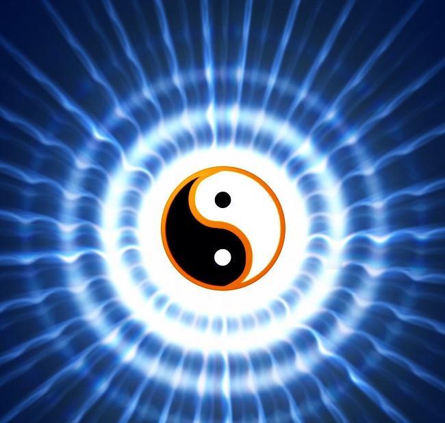 古人托名著述的事司空见惯，《周礼》本身就是假托周公之名，《尚书》也称伪尚书。《周