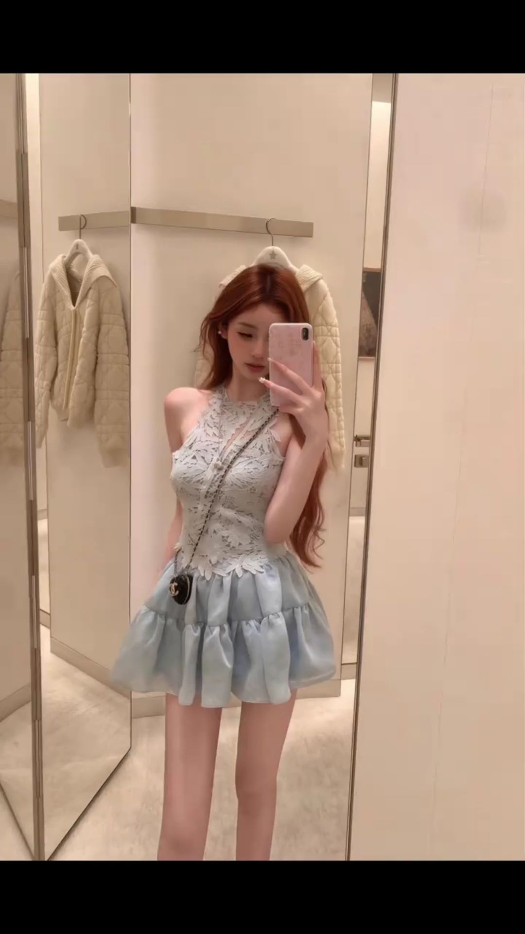 张予曦毕雯珺躺拍太权威了 深情眼 张予曦 毕雯珺 虞书欣