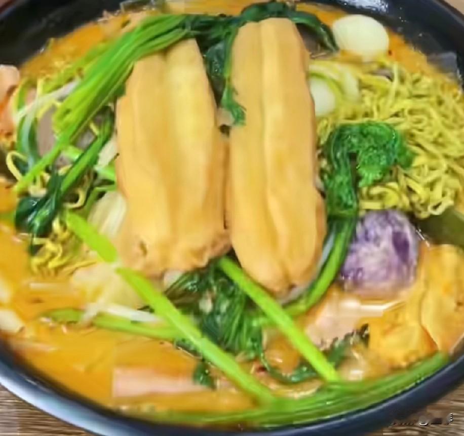 纳尼？一斤豆芽卖28元，豆芽从来都没有想过，有一天自己身价会涨到普通人吃不起的时