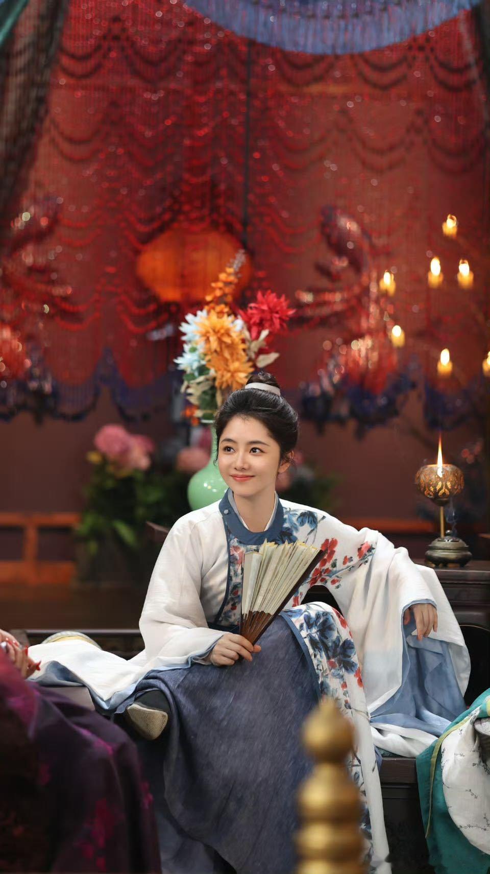 谭松韵谭松韵见面会cue韩国粉丝 主动韩语三连还聊喜爱历程，谭松韵的真诚互动，让