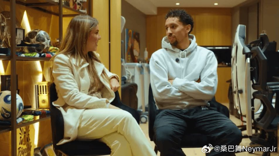 内马尔 是巴西阵中不可或缺的一员；安帅带来了信心马尔基尼奥斯 与内马尔关系密切，