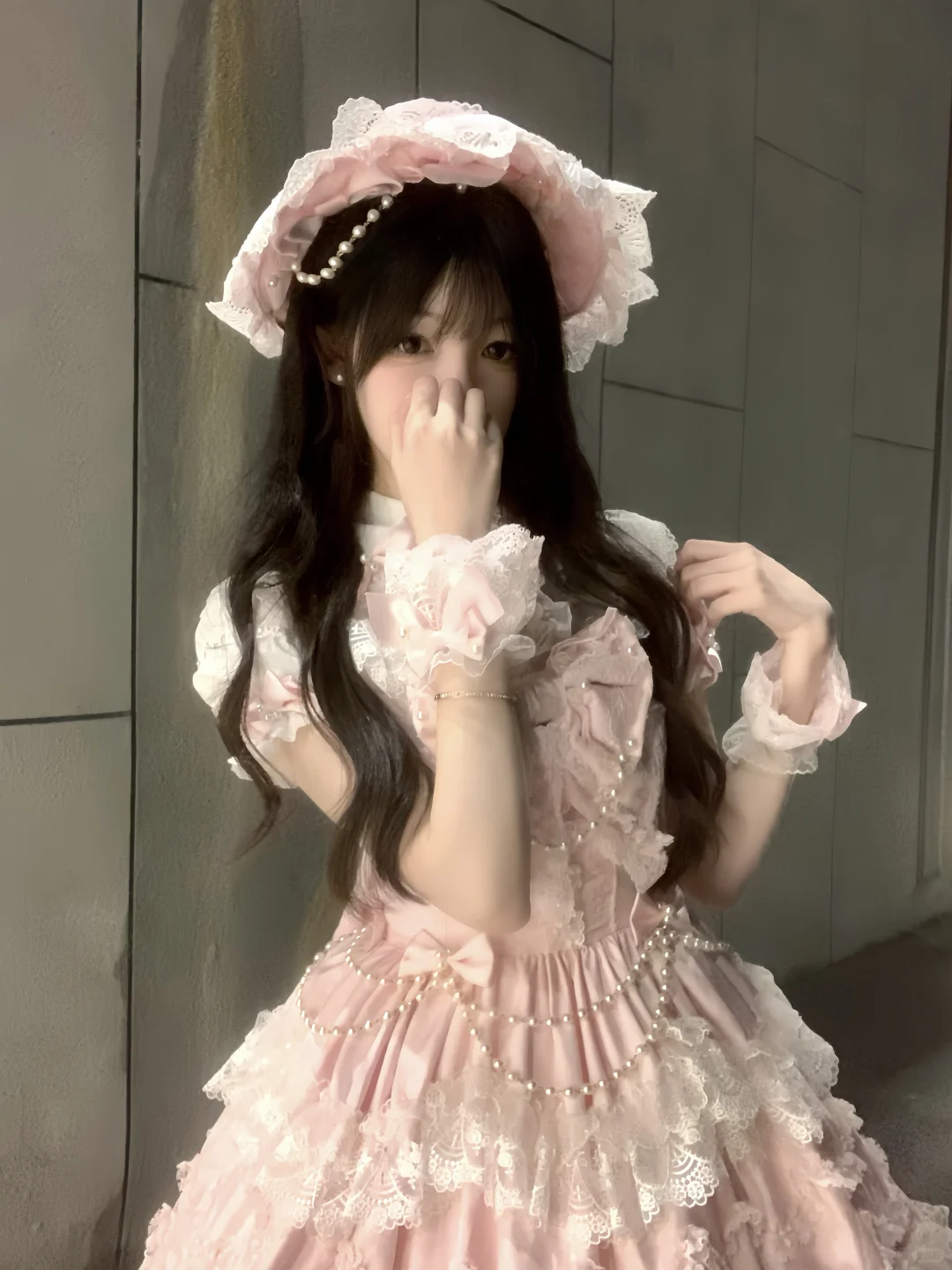 水灵灵的穿上昭和doll咯