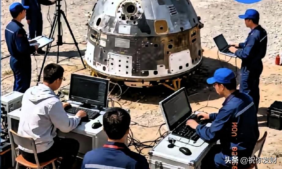 神二十的航天员原定于11月5日返回地球，家属也已经等在了那里。但临近返程时，地面