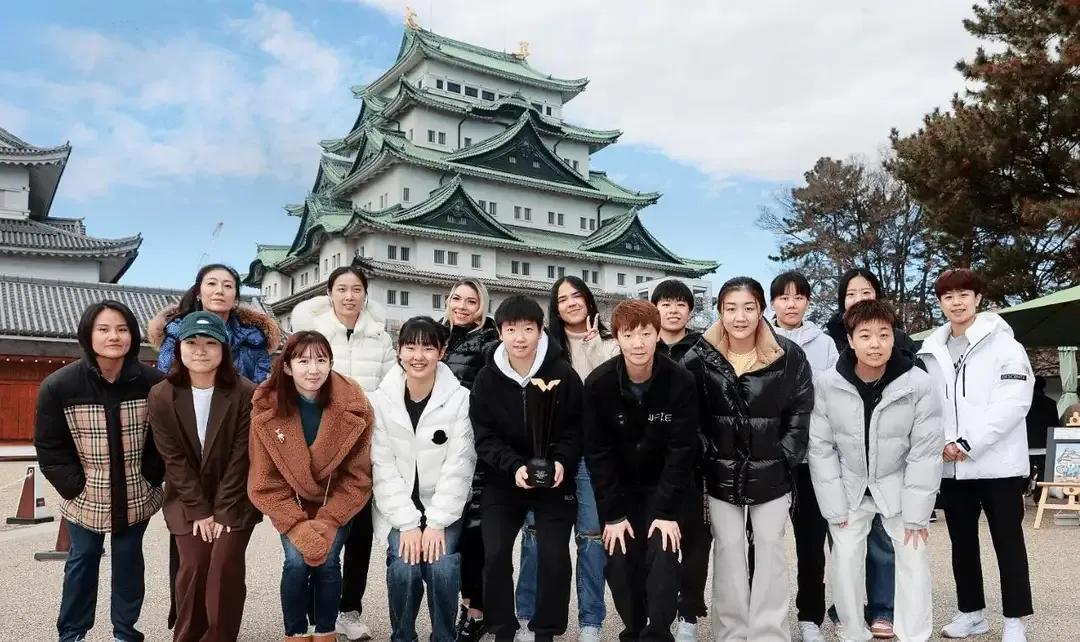 乒乓球女子WWT年终总决赛结束，中国选手包揽四强，并最终由孙颖莎夺冠。但其实目前