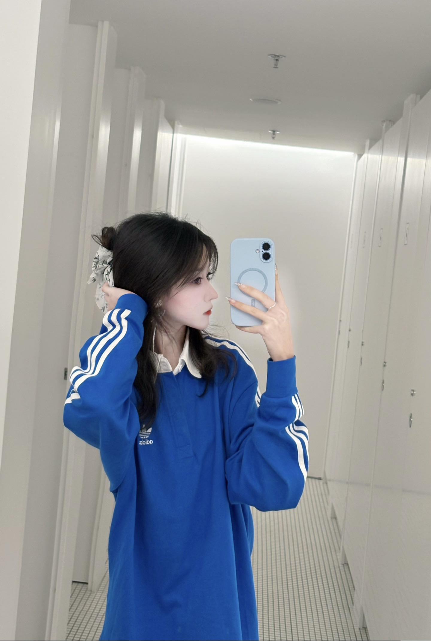 爱着你像心跳难触摸