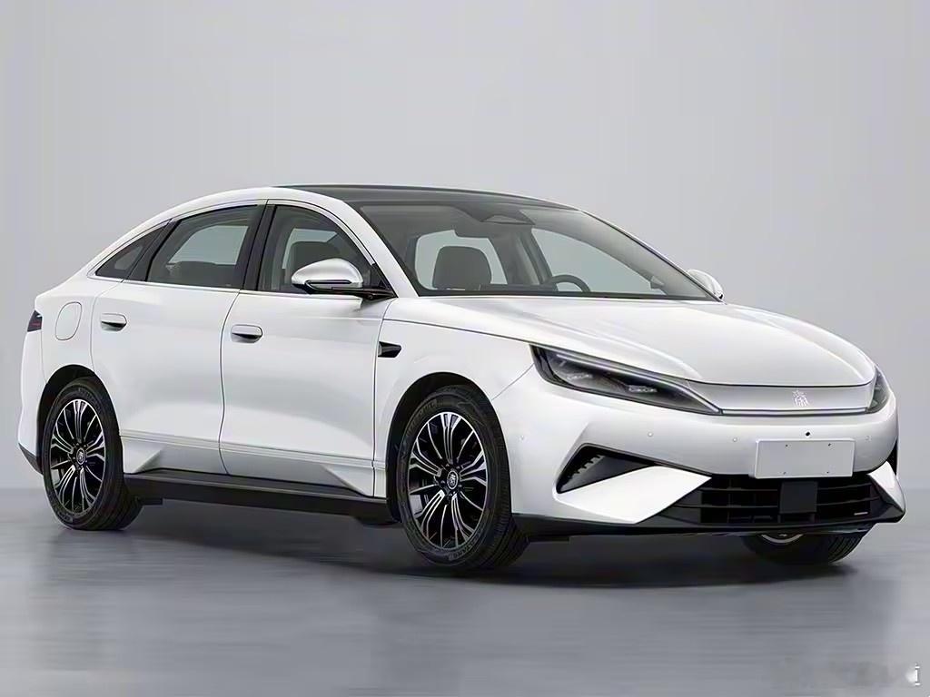 懂车之道讯日前，我们从最新一期《减免车辆购置税的新能源汽车车型目录》中发现了比亚