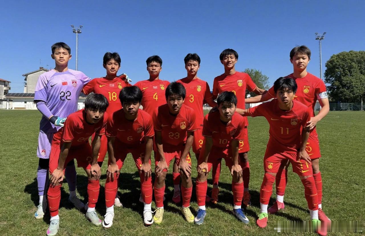 意大利🇮🇹国家之杯排位赛:中国U15队🇨🇳0比1负于罗马尼亚U15队🇷