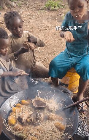这手练成了铁砂掌，好处是不用洗碗!