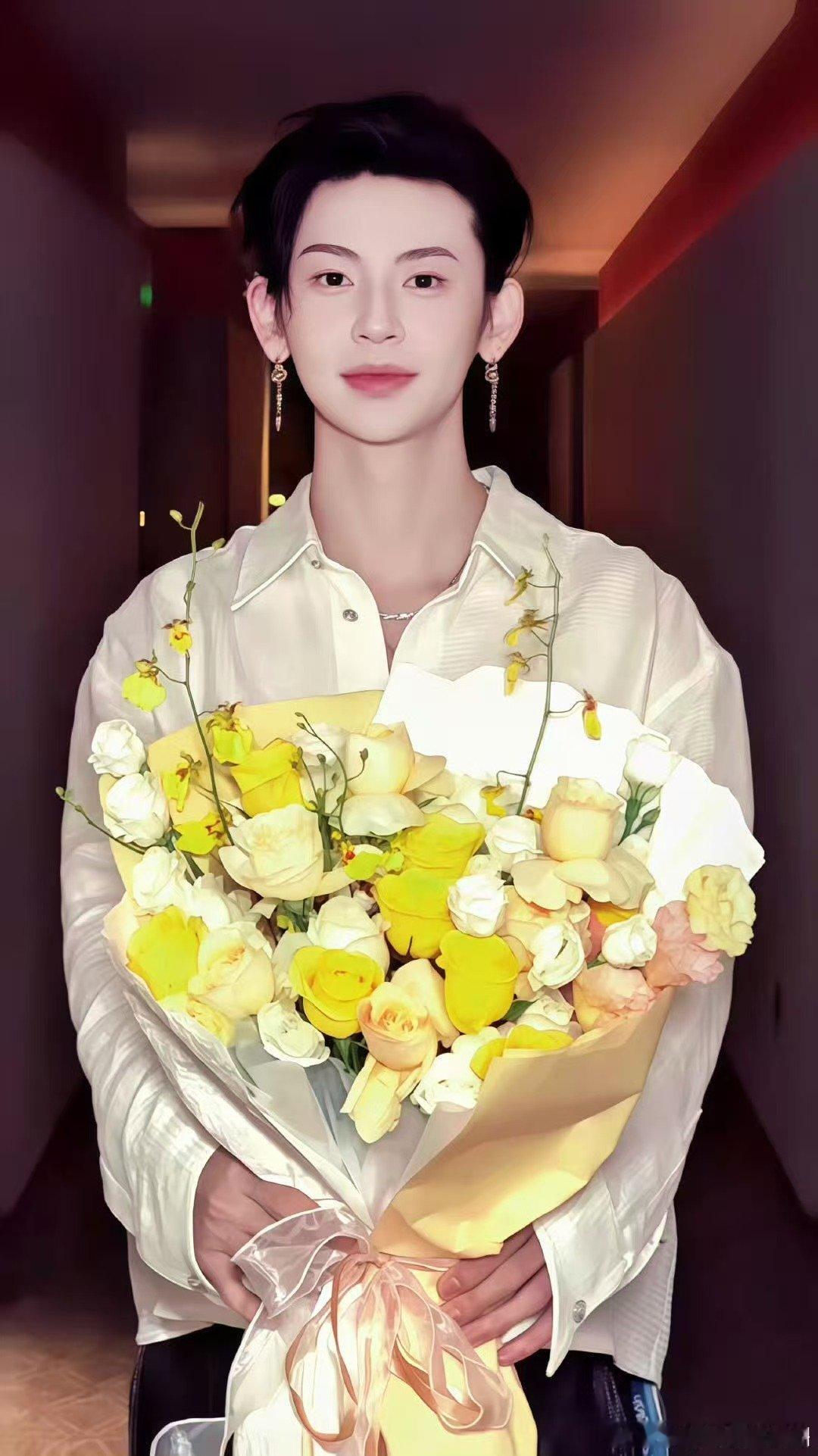 小鬼捧花女友视角 女友视角 ​​​