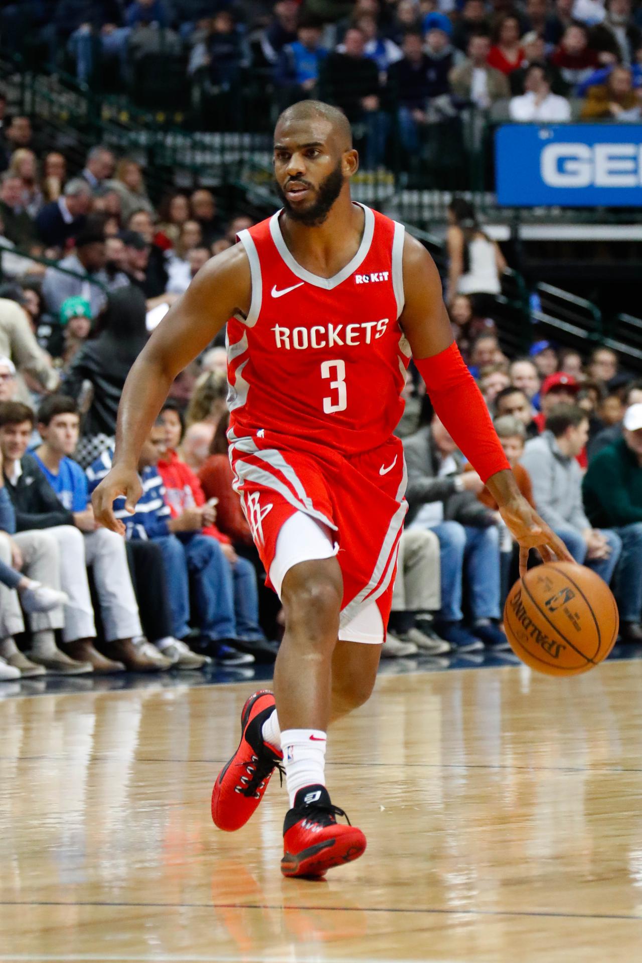 一生偏执的保罗终究还是要为自己的偏执买单
快船沦落到如此地步出乎所有人的意料，