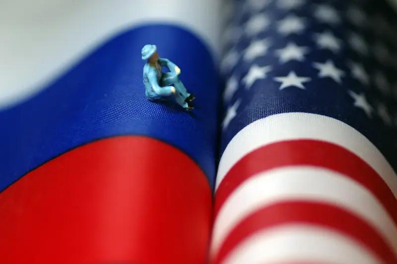 美媒爆料美俄绕开乌克兰私下谈好28点和平方案：美媒爆料美俄绕开乌克兰谈好28点和