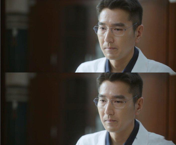 我承认之前对赵又廷太大声了之前看赵又廷演的角色总觉得“不够炸”，直到刷到他穿白大
