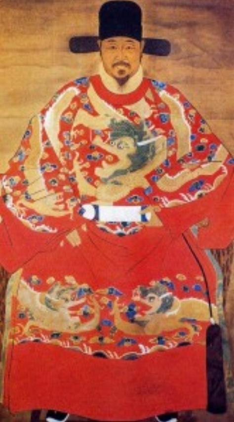 戚继光被罢官免职回到家乡蓬莱，他的妻子随即抛弃他，变卖家产带着戚继光家族几十口人