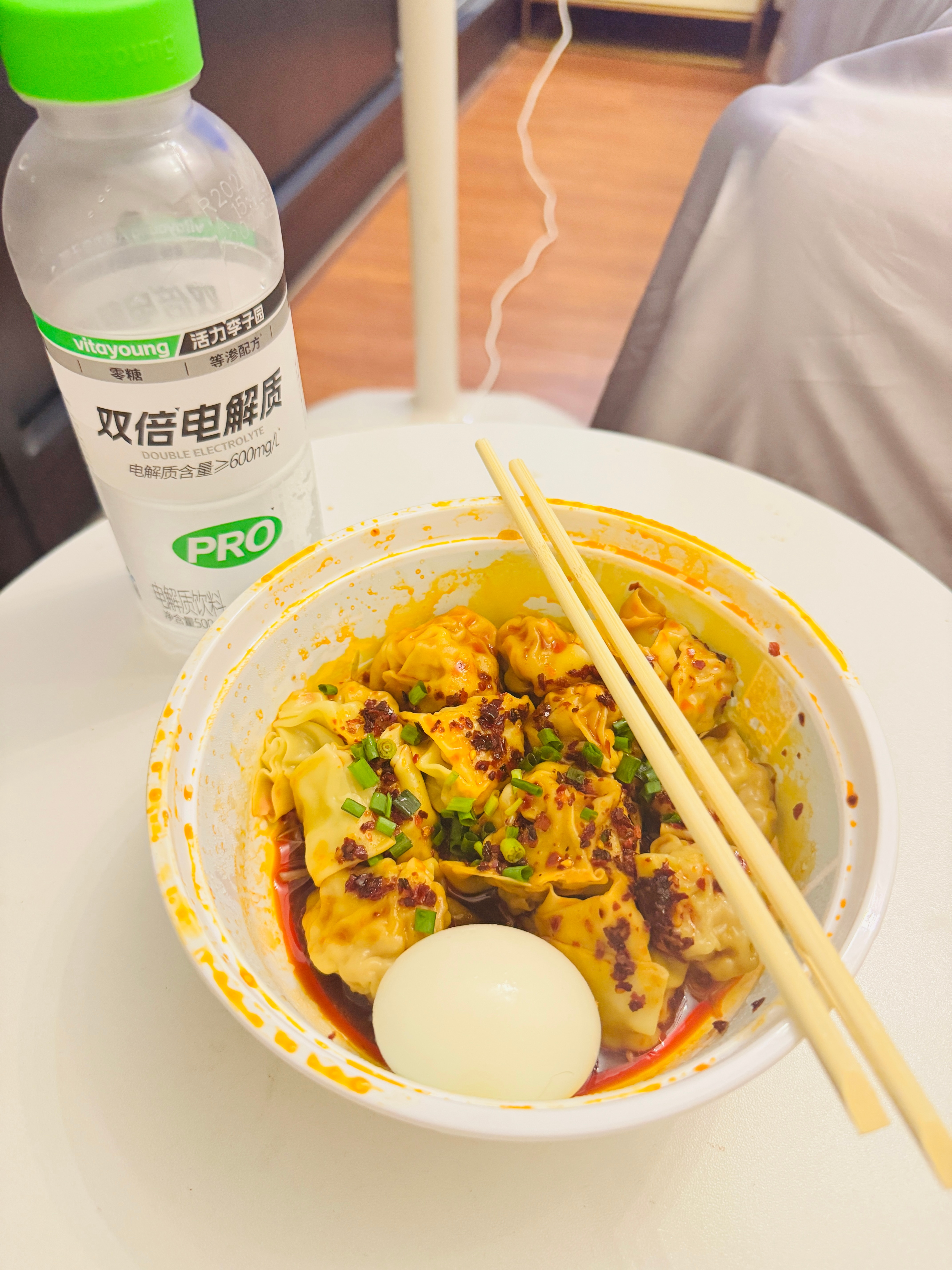 今日份的饭搭子是小哥张起灵尊嘟好帅好帅